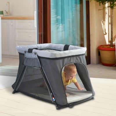 Ucha portátil interna de dobramento de Playard do bebê multifuncional para o curso