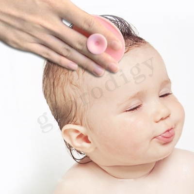 EN71 Escova para banho de bebê Tomada de banho Cuidados com o couro cabeludo Escova macia de silicone
